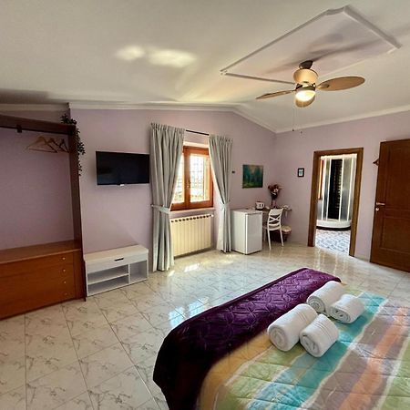 B&B Buena Vista ฟิวมิชีโน ภายนอก รูปภาพ